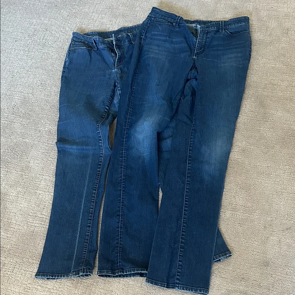 Old Navy Women's Boot Cut Jeans in Deep Blue - Picture 1 of 3
